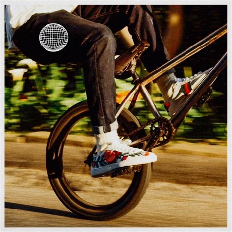 the Gucci Ace sneakers in the biking video : r/FrankOcean 